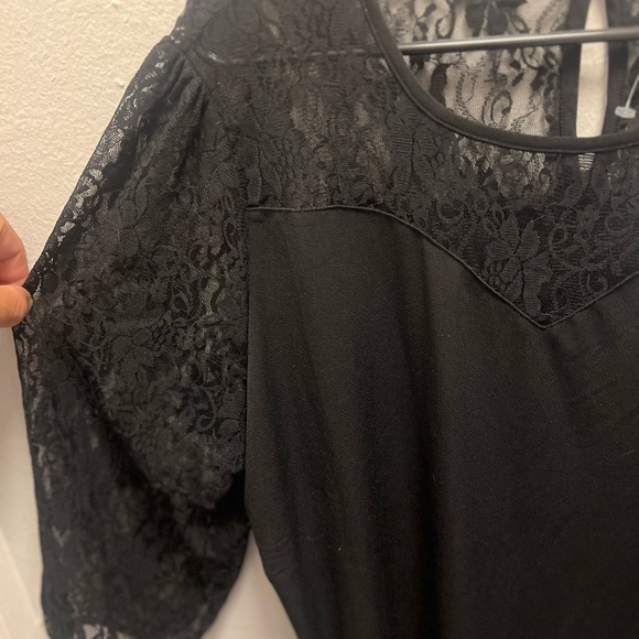 joie de vivre woman’s lace blouse, color, black size 3x new with tags - Picture 3 of 6